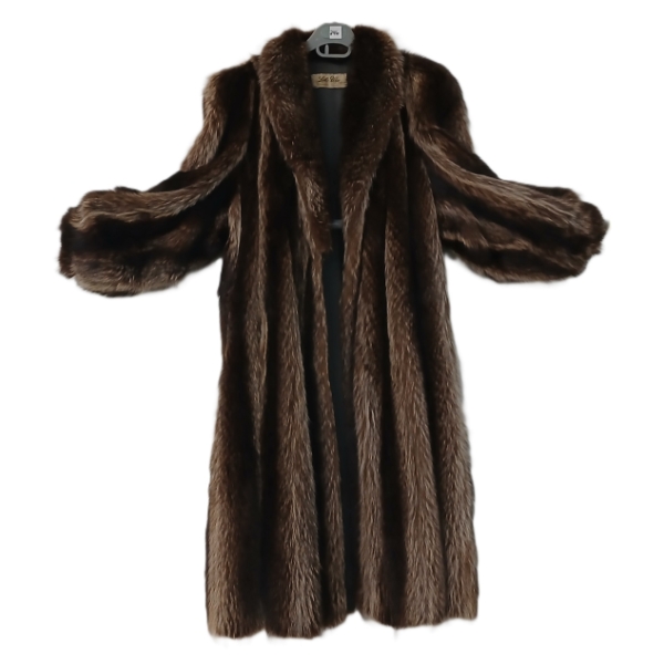 LESLIE WISE RACCOON FUR COAT