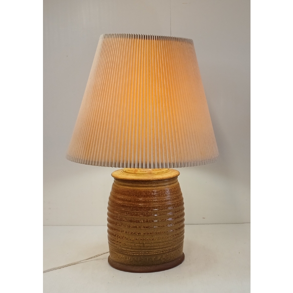 STONEWARE POTTERY LAMP