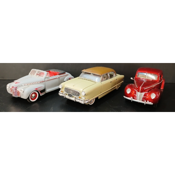 LOT OF 3 - WELLY DIECAST 1941 CHEVROLET, SUN STAR 1952 NASH AMBASSADOR & 1940 FORD SEDAN MODELS