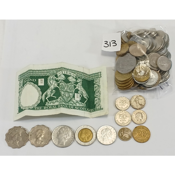 QTY OF WORLD CURRENCY - INCL SCOTLAND, BURMUDA & JAPAN ETC