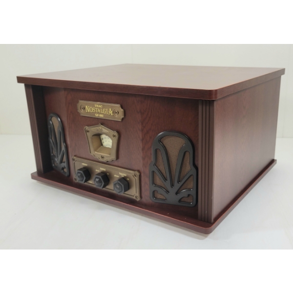NOSTALGIA TEAC STEREOPHONIC GENUINE MUSIC PLAYER