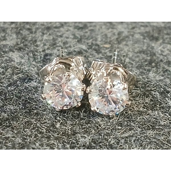 PAIR OF PLATINUM PLATED SIMULATED DIAMOND STUD EARRINGS