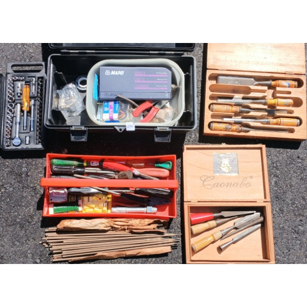 JOB LOT - TOOLBOX W/ CONTENTS, CHISEL SETS, SOCKET WRENCH SET, ETC