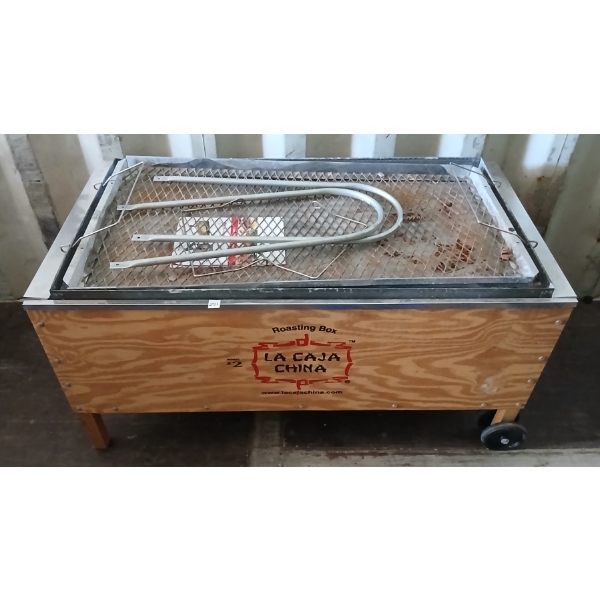 LA CAJA CHINA ROASTING BOX W/ CHARCOAL
