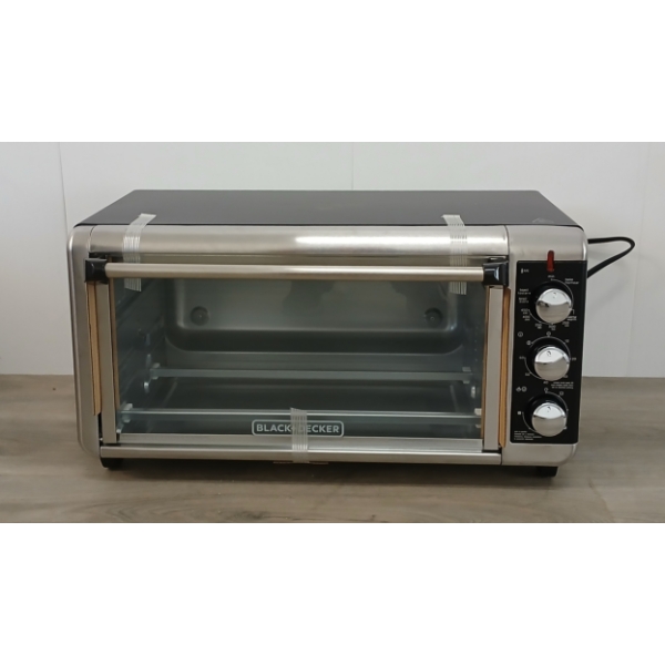 BLACK & DECKER EXTRA-WIDE CONVECTION COUNTERTOP OVEN