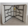 Image 2 : FOLDING TABLE