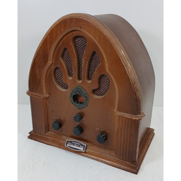 MAGNASONIC COLLECTOR'S EDITION RADIO