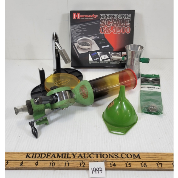LOT OF 7 - RELOADING ACCESS - INCL HORNADY ELECTRONIC SCALE & REDDING POWDER MEASURE, ETC