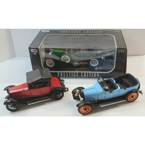 LOT OF 3 - ANSON & SIGNATURE 1917 REO TOURING, 1920 ROADSTER & 1934 PACKARD DIECAST MODELS