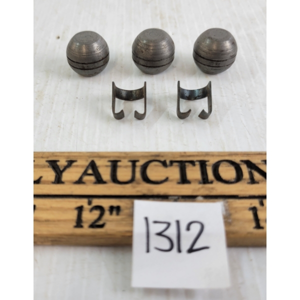 LOT OF 5 - COOEY EXT 60-600 & BOLT KNOBS