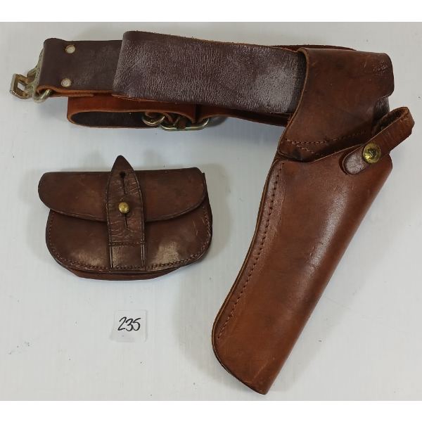 LOT OF 2 - KUNY'S LEATHER BELT W/ HANDGUN HOLSTER & AMMO POUCH
