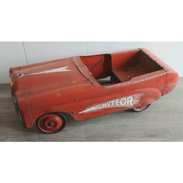 THISTLE TOYS PRESSED STEEL METEOR PEDAL CAR