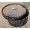 Image 2 : CAST IRON CAULDRON W/ LID