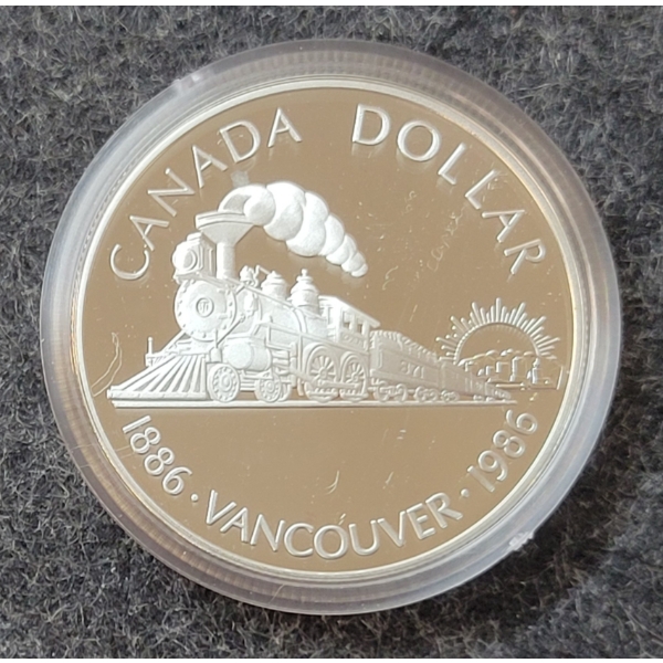 1986 RCM SILVER DOLLAR COIN