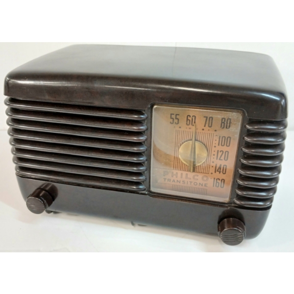 PHILCO 57-123 TRANSITONE TABLE RADIO - C. 1940'S