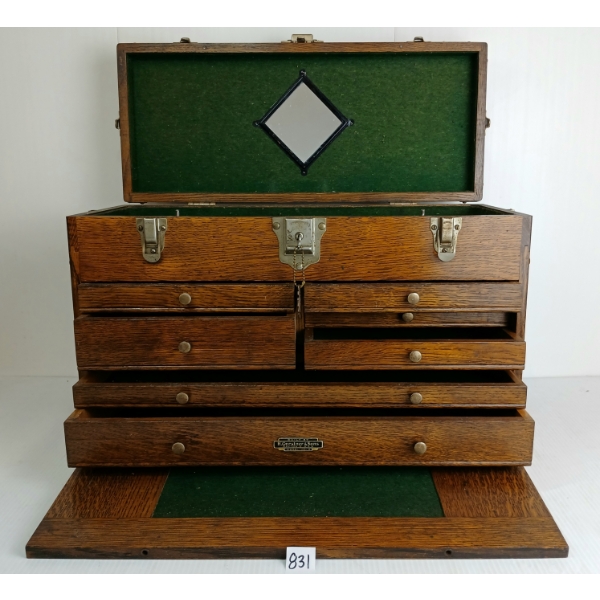 TIGER OAK TAP & DIE MACHINIST CHEST W/ KEY