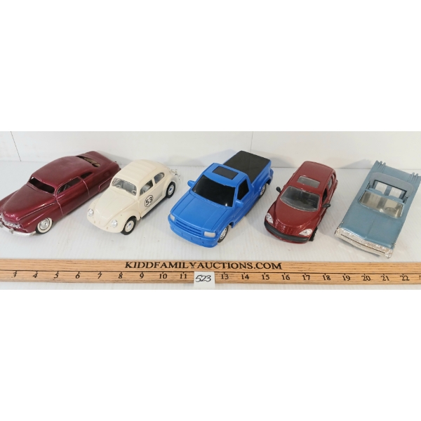 LOT OF 5 - PLASTIC MODEL CARS - INCL EDSEL & PICK-UP