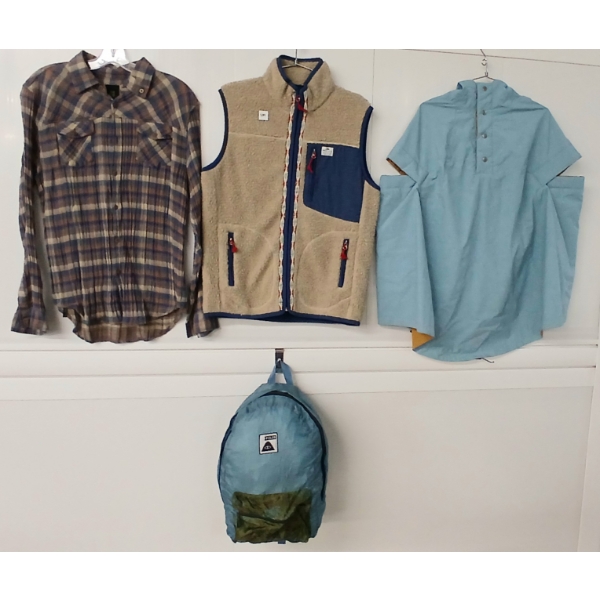 LOT OF 5 - WOMEN'S MEDIUM JACKET, PONCHO, SHIRT, VEST & PACK - FT INSIGHT, PENFIELD, ETC
