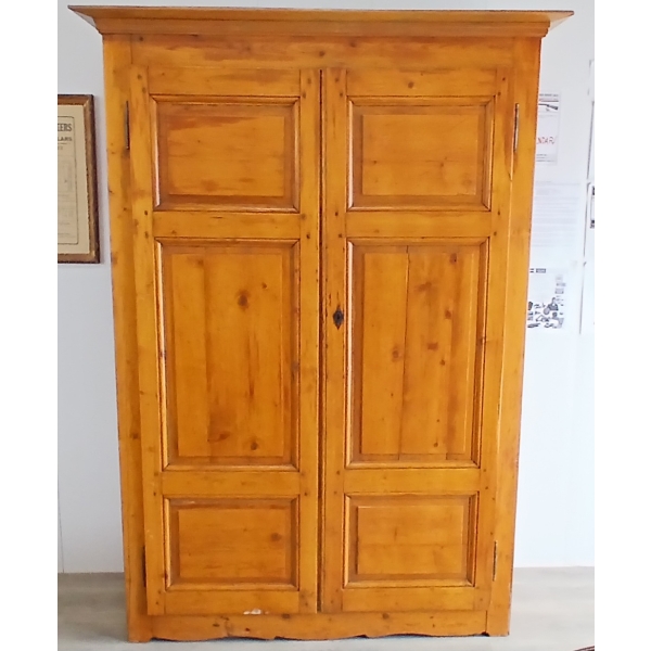 FARMHOUSE STYLE PINE STORAGE CABINET