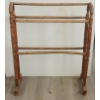 Image 3 : WORMY MAPLE QUILT RACK
