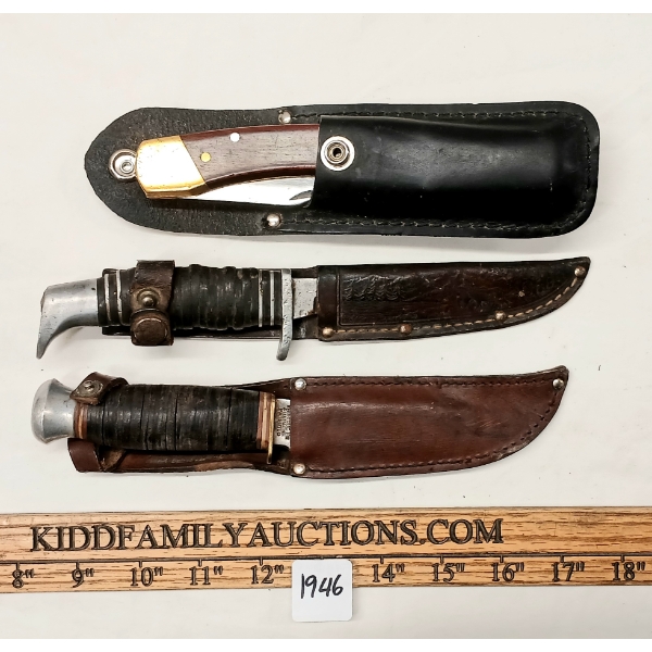 LOT OF 3 - FOLDING & FIXED BLADE KNIVES W/ LEATHER SHEATHS