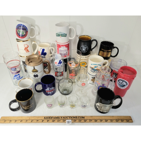 JOB LOT - ASSORTED SPORTS TRAVEL MUGS & GLASSWARE