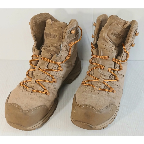 PAIR OF WOLVERINE SAFETY BOOTS