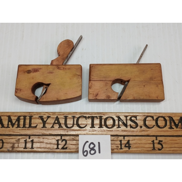 LOT OF 2 - ENGLISH VICTORIAN MINIATURE COACH MAKER'S BOXWOOD PLANES - CURVED & FLAT