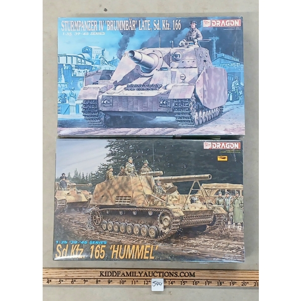 LOT OF 2 - DRAGON BRUMBAR & HUMMEL GERMAN TANK MODEL KITS