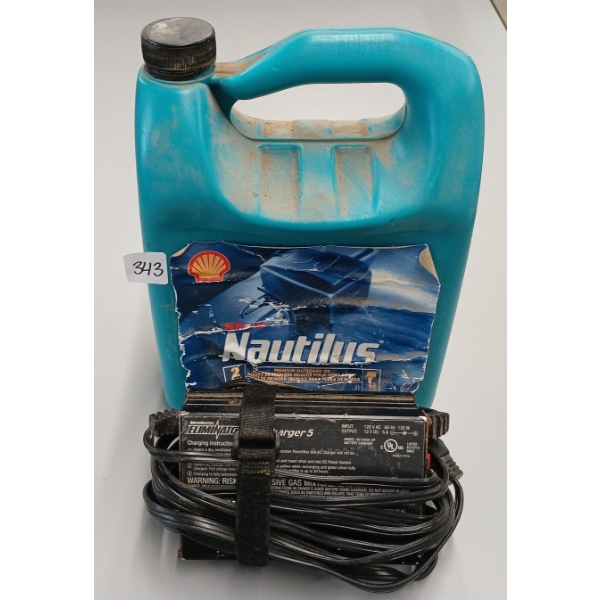 LOT OF 2 - MOTOMASTER ELIMINATOR AC CHARGER 5 & SHELL NAUTILUS PREMIUM OUTBOARD OIL