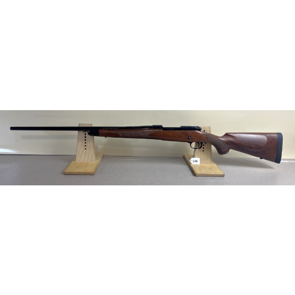 WINCHESTER MODEL 70 SUPER GRADE IN .30-06 