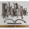 Image 1 : QTY OF COMBINATION WRENCHES - INCL SNAP-ON, BARCALO, LECTROLITE, ETC
