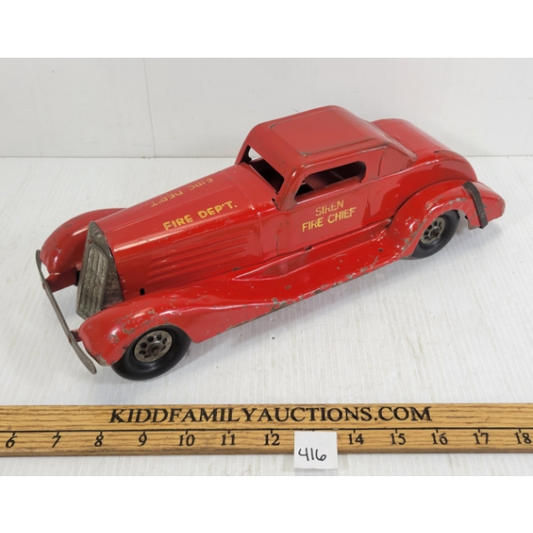 GIRARD / MARX PRESSED STEEL WIND UP FIRE CHIEF CAR