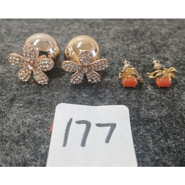 LOT OF 2 - PAIRS OF FLORAL STUD EARRINGS