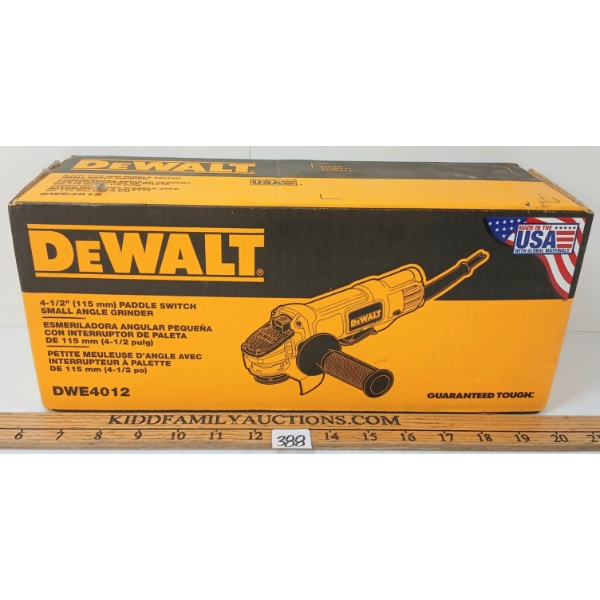 DEWALT 4-1/2" PADDLE SWITCH SMALL ANGLE GRINDER