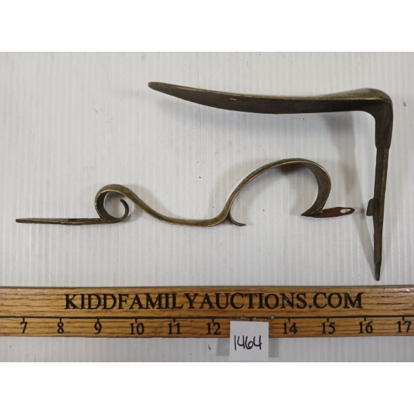 LOT OF 2 - UNMARKED BUTT PLATE & TRIGGER GUARD
