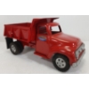 Image 3 : TONKA TOYS PRESSED STEEL HYDRAULIC DUMP TRUCK