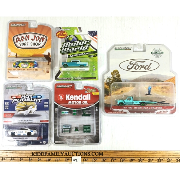 LOT OF 5 - GREENLIGHT DIECAST '55 CHEVROLET BEL AIR, KENDALL MOTOR OIL, ETC
