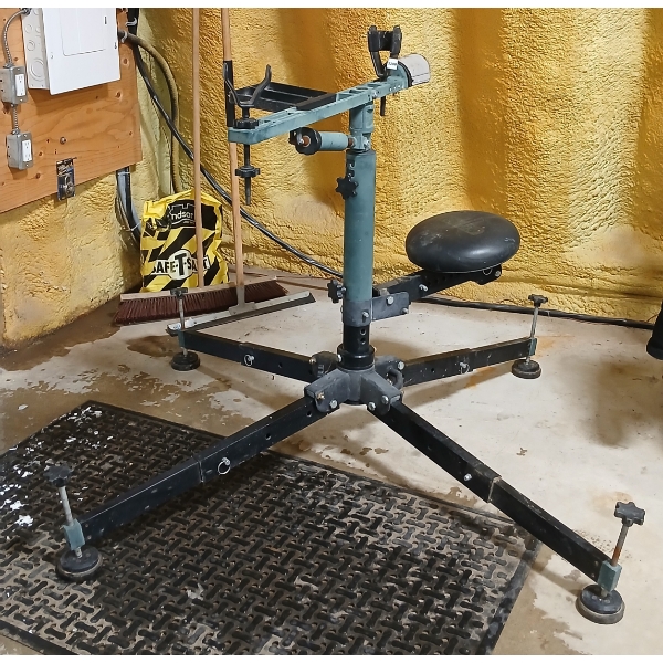 RCBS PORTABLE RIFLE SHOOTING STAND 