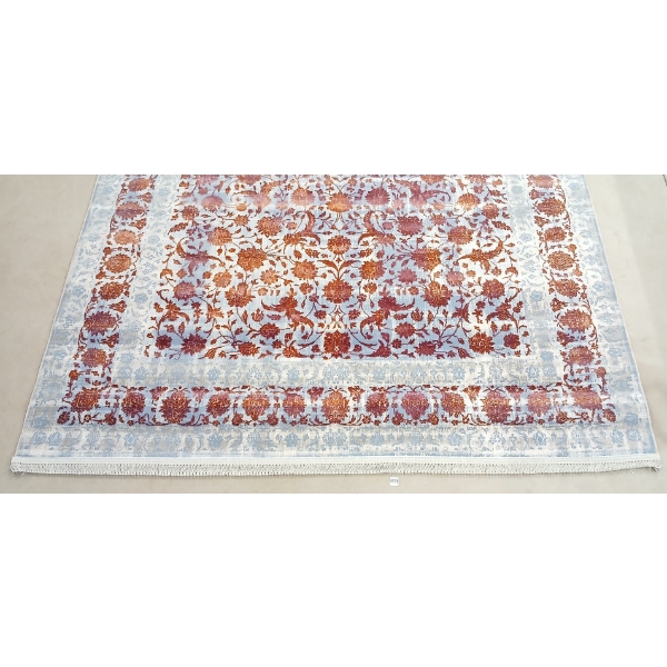 DISTRESSED FLORAL RUG