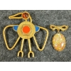 Image 2 : LOT OF 6 - GOLD TONED BROOCHES, BRACELETS & NECKLACES
