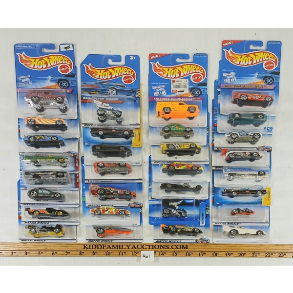 LOT OF 30 - HOTWHEELS - AT-A-TUDE, DOGFIGHTER, PASTA PIPES, ETC