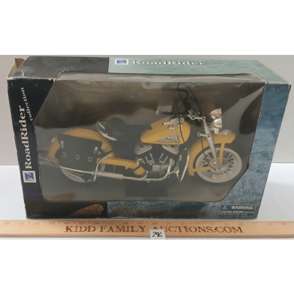 NEWRAY ROAD RIDER INDIAN MOTORCYCLE DIECAST MODEL