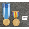 Image 2 : LOT OF 2 - WWI US VICTORY MEDAL & ITALIAN NAVY MEDAL OF VALOUR
