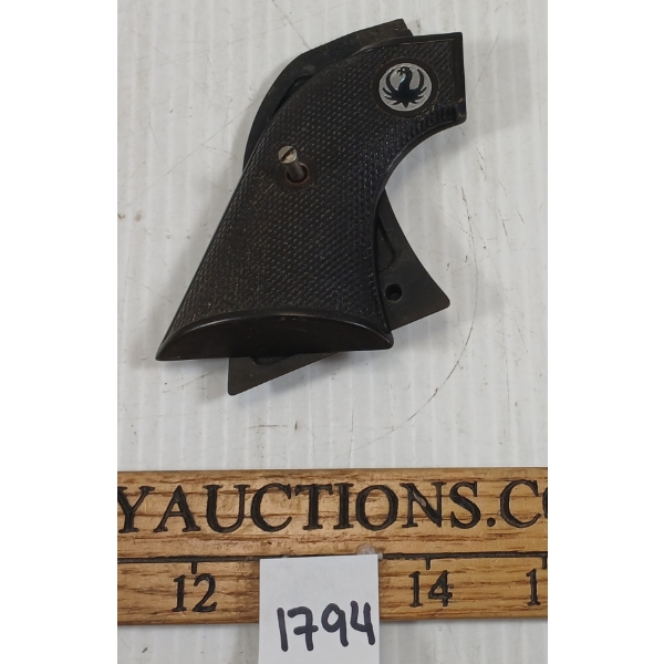 PAIR OF GRIPS - FOR RUGER