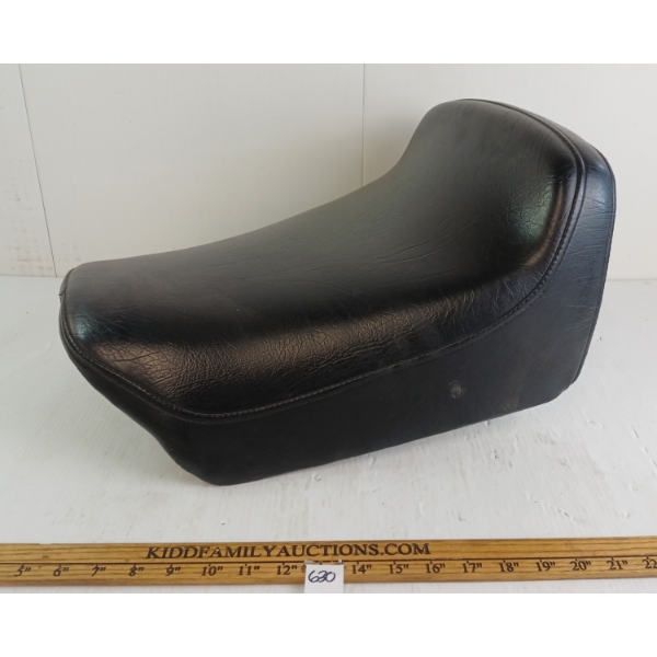 LEATHER MOTORCYCLE SEAT