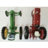 Image 6 : LOT OF 2 - ERTL DIECAST JOHN DEERE TRACTOR & FARMALL 504 DIESEL MODELS