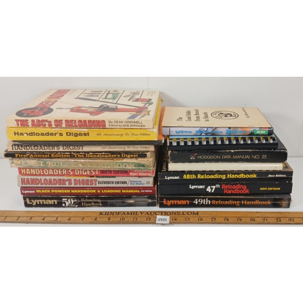 JOB LOT - RELOADING GUIDES & MANUALS