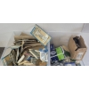 Image 3 : JOB LOT - MISC HARDWARE - INCL HINGES, CASTERS, PORCELAIN LAMP HOLDER, ETC