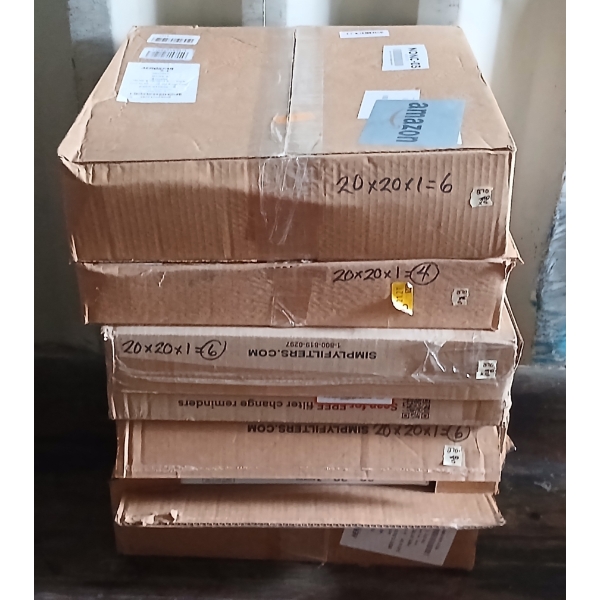 LOT OF 5 - 20 X 20 X 1IN FURNACE AIR FILTERS - AS NEW